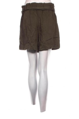 Damen Shorts H&M, Größe M, Farbe Grün, Preis 13,22 €