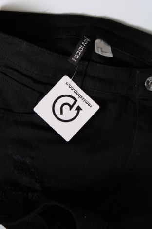 Дамски къс панталон H&M Divided, Размер M, Цвят Черен, Цена 7,22 лв.