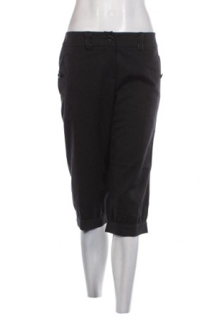 Дамски къс панталон Heine, Размер M, Цвят Черен, Цена 9,84 лв.