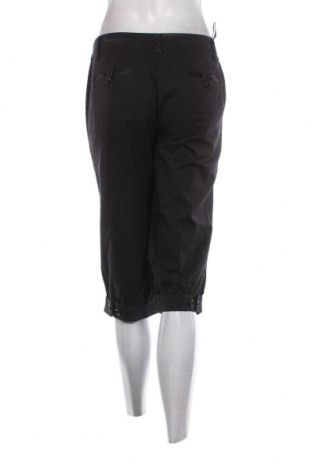 Дамски къс панталон Heine, Размер M, Цвят Черен, Цена 9,84 лв.