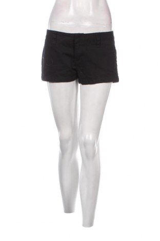 Дамски къс панталон Hurley, Размер M, Цвят Черен, Цена 17,34 лв.