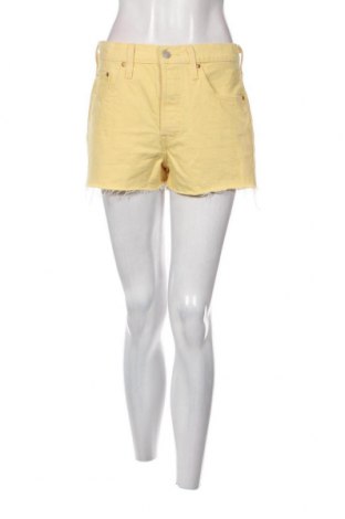 Дамски къс панталон Levi's, Размер M, Цвят Жълт, Цена 18,24 лв.
