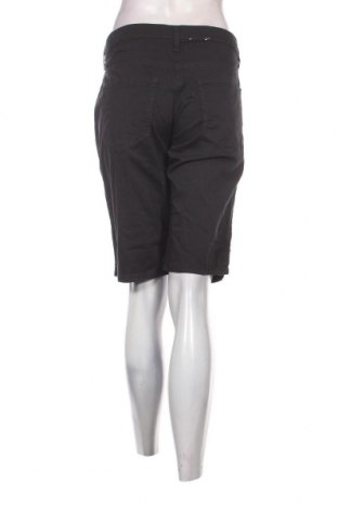 Damen Shorts Mac, Größe M, Farbe Schwarz, Preis 9,46 €