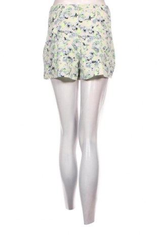 Дамски къс панталон New Look, Размер S, Цвят Многоцветен, Цена 19,00 лв.