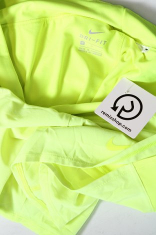 Дамски къс панталон Nike, Размер M, Цвят Зелен, Цена 24,00 лв.