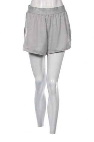 Damen Shorts PUMA, Größe L, Farbe Grau, Preis 36,89 €