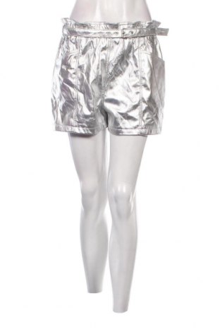 Γυναικείο κοντό παντελόνι Pimkie, Μέγεθος M, Χρώμα Ασημί, Τιμή 6,70 €