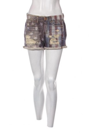Γυναικείο κοντό παντελόνι Reebok, Μέγεθος S, Χρώμα Πολύχρωμο, Τιμή 8,46 €