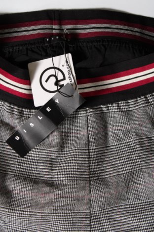 Damen Shorts Sisley, Größe XS, Farbe Mehrfarbig, Preis € 21,29
