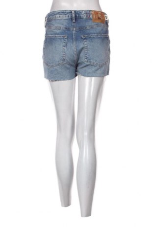Γυναικείο κοντό παντελόνι Superdry, Μέγεθος M, Χρώμα Μπλέ, Τιμή 17,53 €