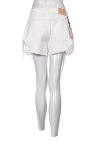 Damen Shorts TWINSET, Größe L, Farbe Weiß, Preis € 98,45