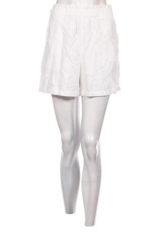 Дамски къс панталон Takko Fashion, Размер L, Цвят Бял, Цена 17,67 лв.