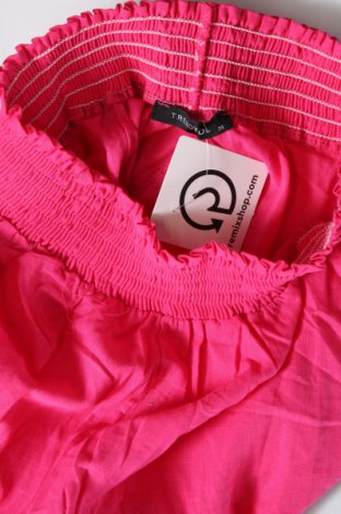 Дамски къс панталон Trendyol, Размер M, Цвят Розов, Цена 24,00 лв.