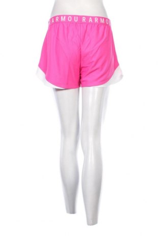Γυναικείο κοντό παντελόνι Under Armour, Μέγεθος M, Χρώμα Ρόζ , Τιμή 29,97 €