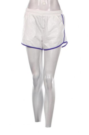 Γυναικείο κοντό παντελόνι Under Armour, Μέγεθος M, Χρώμα Λευκό, Τιμή 36,89 €