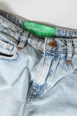 Γυναικείο κοντό παντελόνι United Colors Of Benetton, Μέγεθος S, Χρώμα Μπλέ, Τιμή 37,11 €