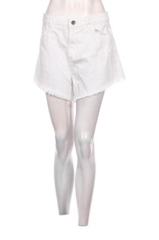 Γυναικείο κοντό παντελόνι Urban Classics, Μέγεθος XL, Χρώμα Λευκό, Τιμή 10,30 €