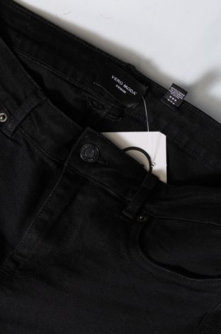 Дамски къс панталон Vero Moda, Размер M, Цвят Черен, Цена 19,60 лв.