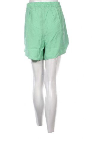 Γυναικείο κοντό παντελόνι Vero Moda, Μέγεθος XL, Χρώμα Πράσινο, Τιμή 9,28 €