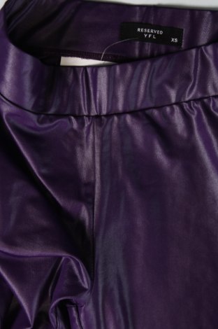 Γυναικείο κολάν Yfl Reserved, Μέγεθος XS, Χρώμα Βιολετί, Τιμή 3,57 €