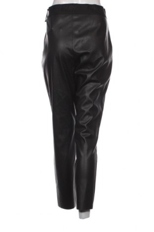 Дамски кожен панталон DKNY, Размер L, Цвят Черен, Цена 97,41 лв.