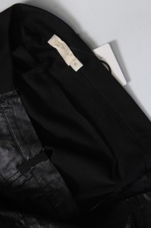 Pantaloni de piele pentru damă Qed London, Mărime XL, Culoare Negru, Preț 31,08 Lei