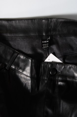 Dámske kožené nohavice  SHEIN, Veľkosť XL, Farba Čierna, Cena  5,10 €