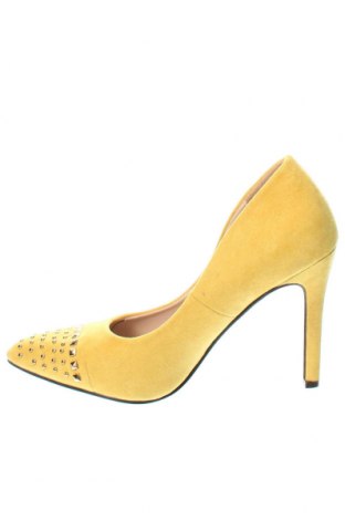 Дамски обувки, Размер 37, Цвят Жълт, Цена 38,81 лв.