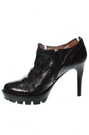 Дамски обувки, Размер 37, Цвят Черен, Цена 62,72 лв.