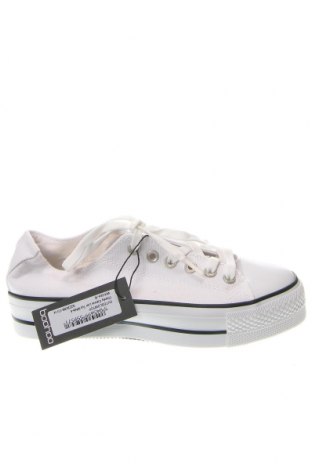 Γυναικεία παπούτσια Boohoo, Μέγεθος 39, Χρώμα Λευκό, Τιμή 19,21 €