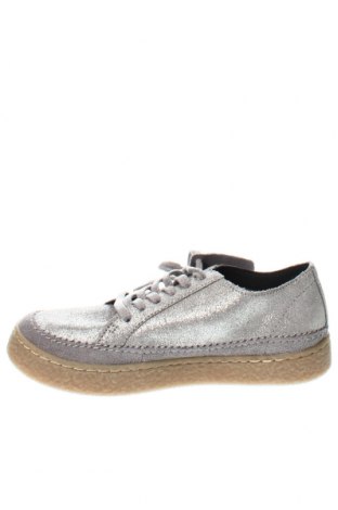 Дамски обувки Clarks, Размер 36, Цвят Сребрист, Цена 190,00 лв.