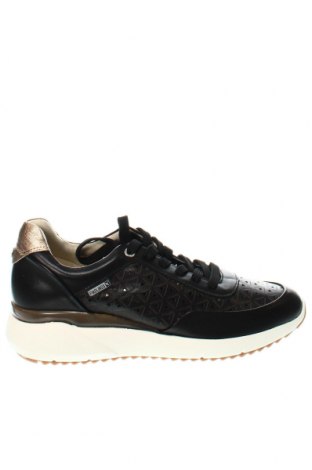 Дамски обувки Pikolinos, Размер 41, Цвят Черен, Цена 190,00 лв.