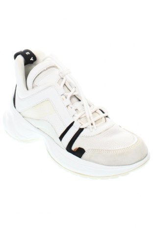 Дамски обувки Sisley, Размер 40, Цвят Бял, Цена 51,35 лв.