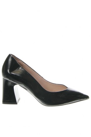 Дамски обувки Zara, Размер 38, Цвят Черен, Цена 21,46 лв.