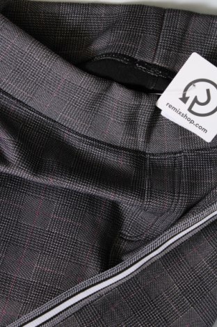 Damenhose, Größe L, Farbe Mehrfarbig, Preis 3,03 €