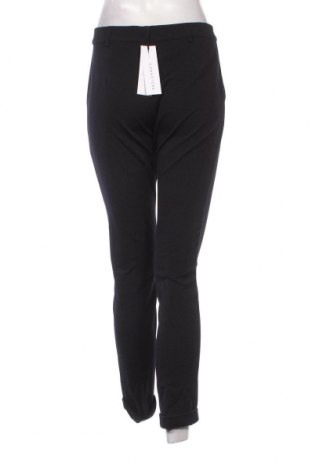 Γυναικείο παντελόνι Caractere, Μέγεθος S, Χρώμα Μαύρο, Τιμή 75,26 €