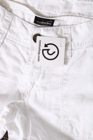 Γυναικείο παντελόνι Colours Of The World, Μέγεθος M, Χρώμα Λευκό, Τιμή 15,00 €