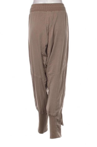 Pantaloni de femei Cream, Mărime XXL, Culoare Maro, Preț 480,26 Lei