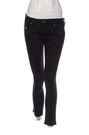 Pantaloni de femei Diesel, Mărime M, Culoare Negru, Preț 110,08 Lei