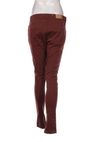 Дамски панталон Edc By Esprit, Размер M, Цвят Кафяв, Цена 10,15 лв.