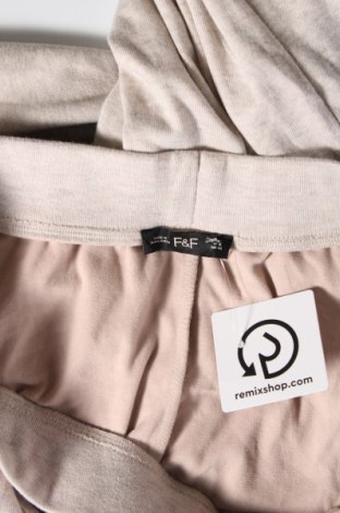 Дамски панталон F&F, Размер XL, Цвят Бежов, Цена 29,00 лв.