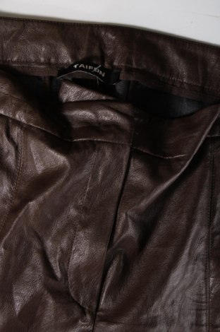 Дамски панталон Gerry Weber, Размер XL, Цвят Кафяв, Цена 7,35 лв.