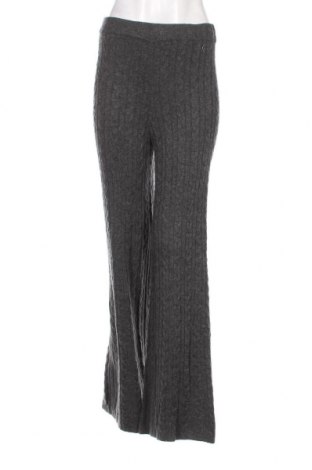 Γυναικείο παντελόνι Guess, Μέγεθος S, Χρώμα Γκρί, Τιμή 72,68 €