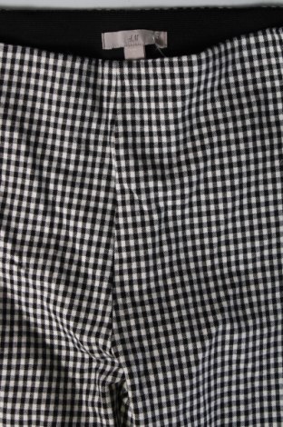 Dámské kalhoty  H&M, Velikost S, Barva Vícebarevné, Cena  46,00 Kč