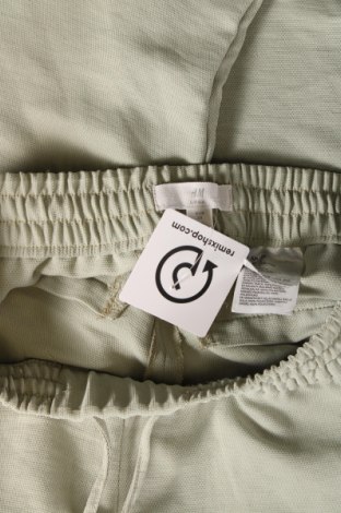 Дамски панталон H&M L.O.G.G., Размер M, Цвят Зелен, Цена 29,00 лв.