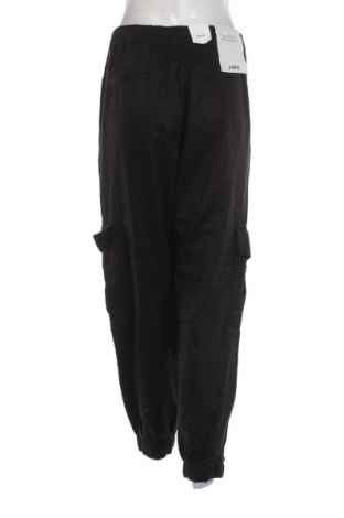 Дамски панталон JJXX, Размер L, Цвят Черен, Цена 87,00 лв.