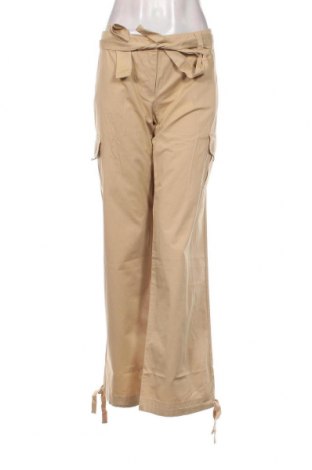 Дамски панталон Lacoste, Размер XL, Цвят Бежов, Цена 36,04 лв.