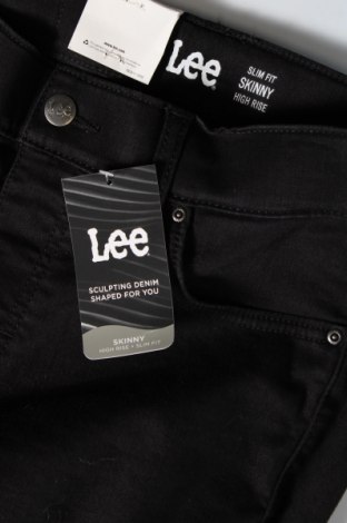 Dámské kalhoty  Lee, Velikost M, Barva Černá, Cena  360,00 Kč