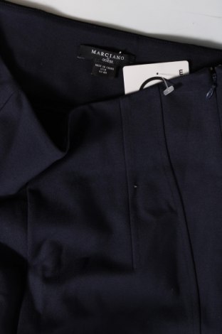 Дамски панталон Marciano by Guess, Размер S, Цвят Син, Цена 191,00 лв.