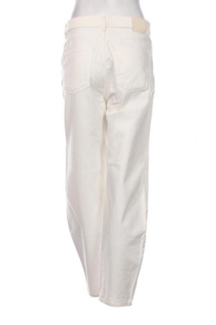 Дамски панталон Massimo Dutti, Размер M, Цвят Екрю, Цена 146,00 лв.